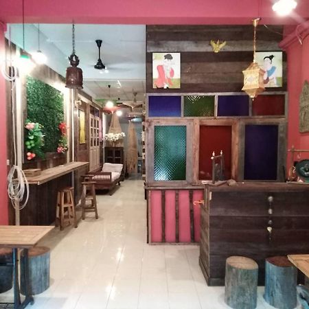 @Lanna House (Adults Only) Hostel Chiang Mai Ngoại thất bức ảnh