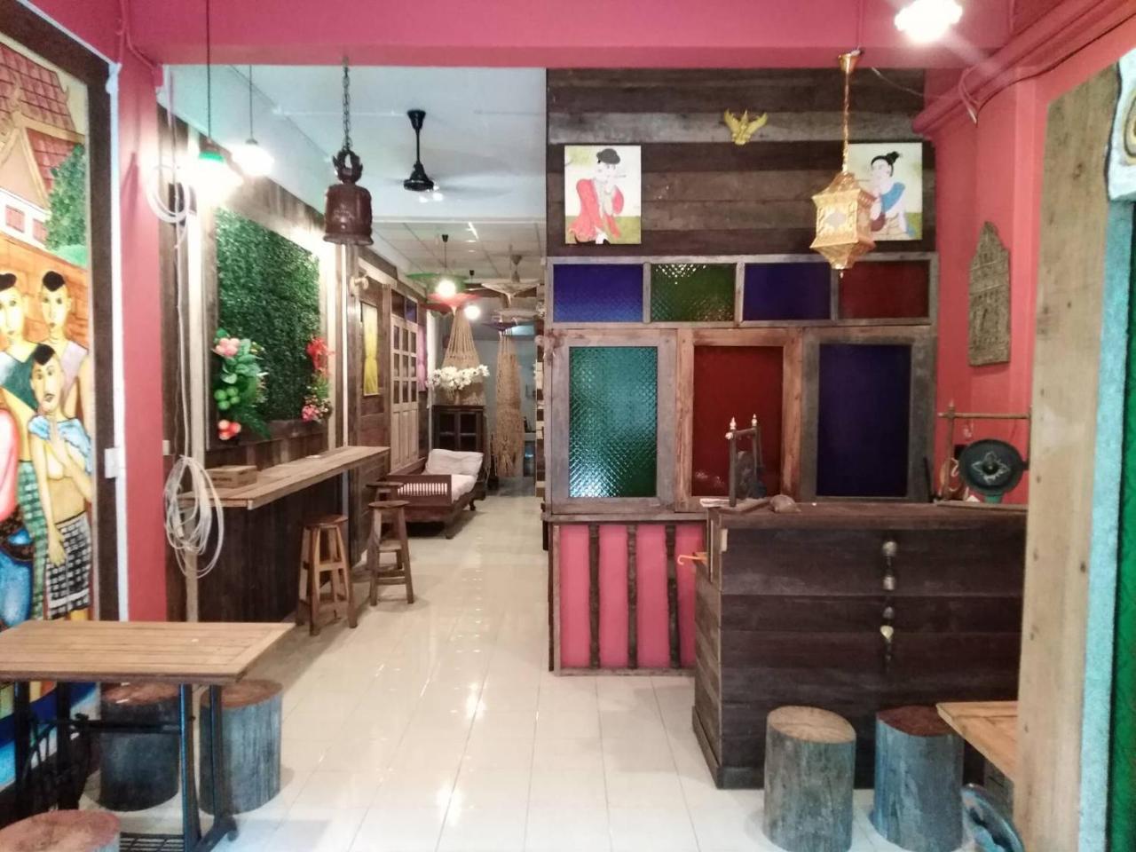@Lanna House (Adults Only) Hostel Chiang Mai Ngoại thất bức ảnh