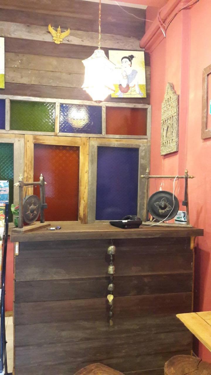 @Lanna House (Adults Only) Hostel Chiang Mai Ngoại thất bức ảnh