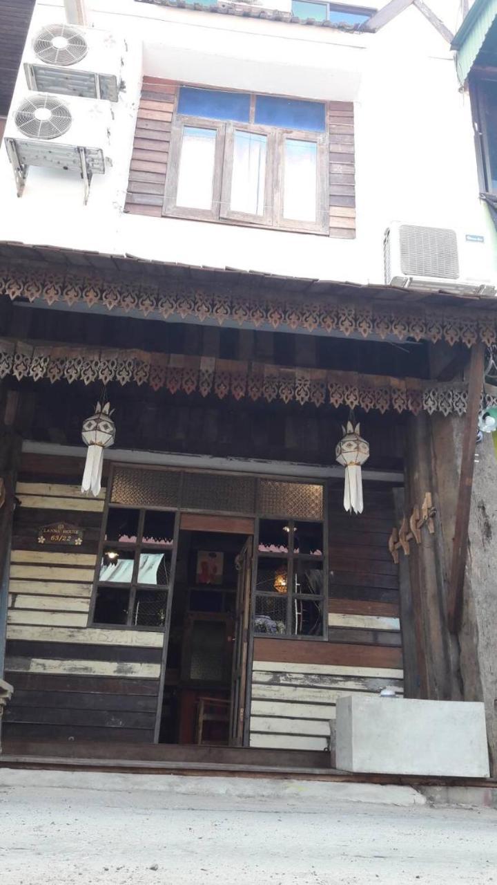 @Lanna House (Adults Only) Hostel Chiang Mai Ngoại thất bức ảnh